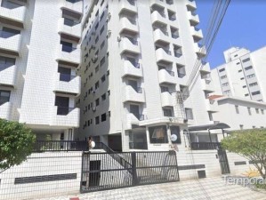 Apartamento em Canto do Forte