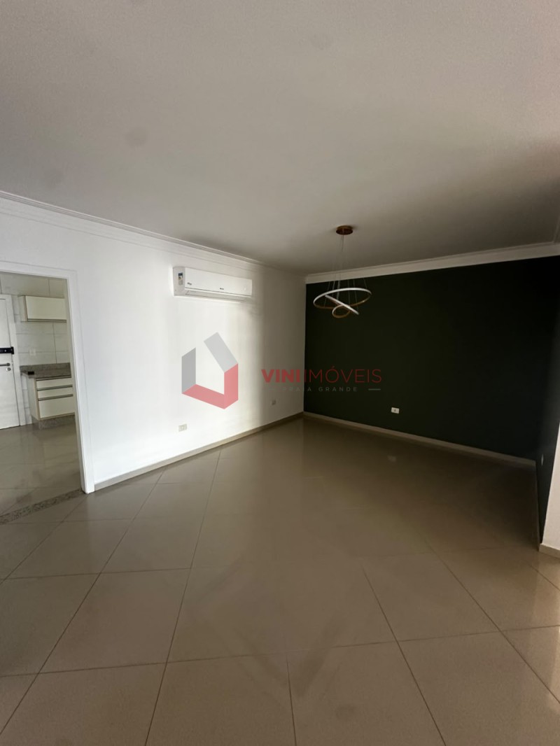 Apartamento em Canto Do Forte